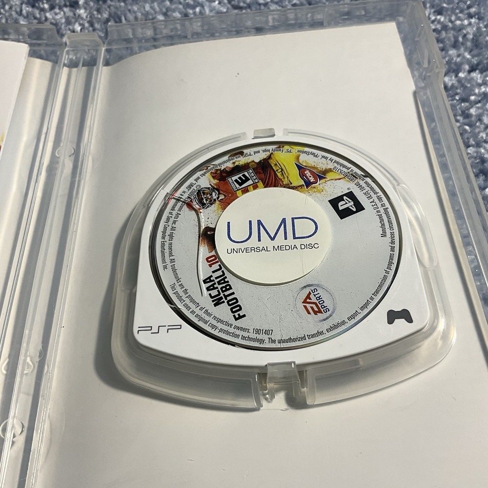 NCAA Football 10 (Sony PSP, 2009) Complete W/ Manual Playstation Portable - Picture 4 of 5